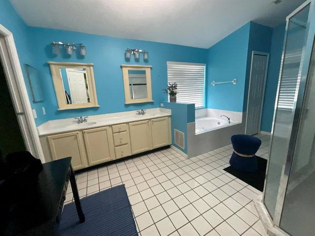 315 SW Dwight Avenue, Port St. Lucie, FL 34983