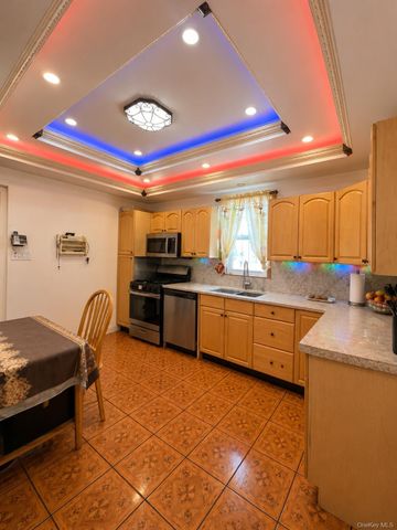 12720 95th Avenue, Richmond Hill, NY 11419