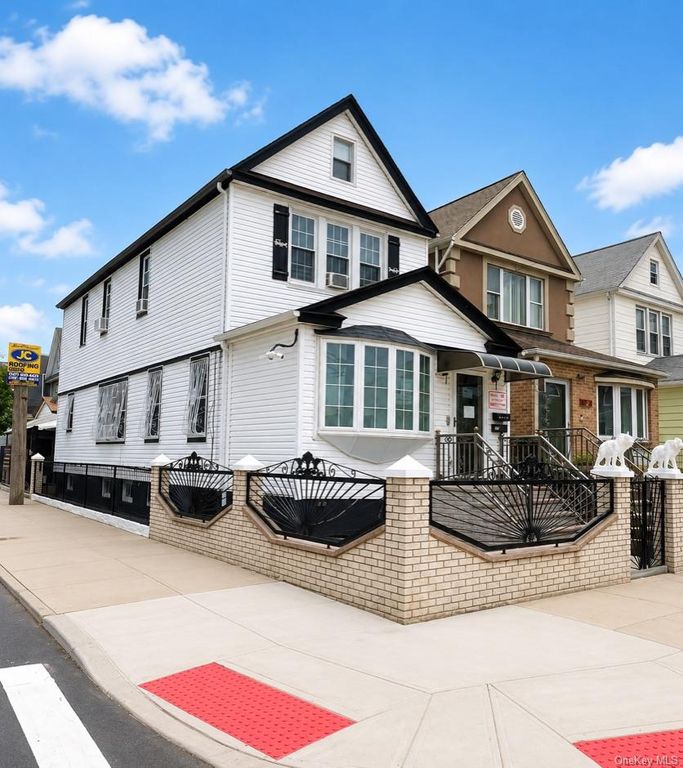 12720 95th Avenue, Richmond Hill, NY 11419 — exterior