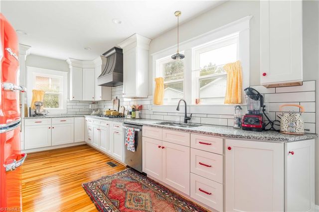 1933 Gaston Street, Winston-salem, NC 27103