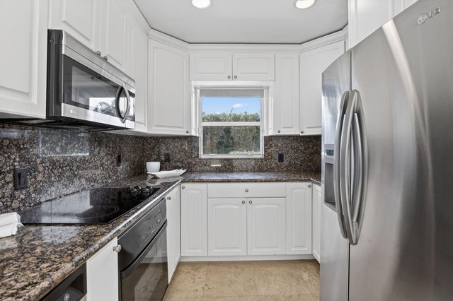 2808 NE 22nd Street, Fort Lauderdale, FL 33305