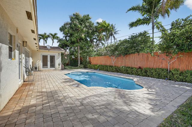 2808 NE 22nd Street, Fort Lauderdale, FL 33305