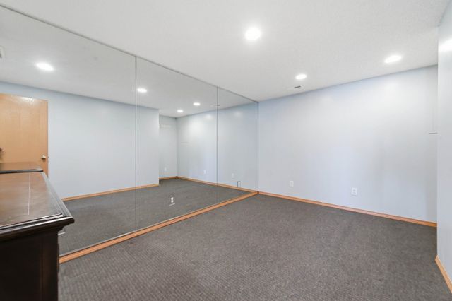 2637 N Shefford St, Wichita, KS 67205