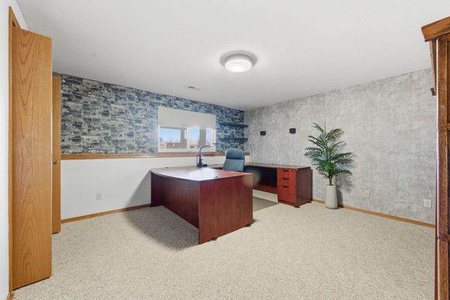 2637 N Shefford St, Wichita, KS 67205