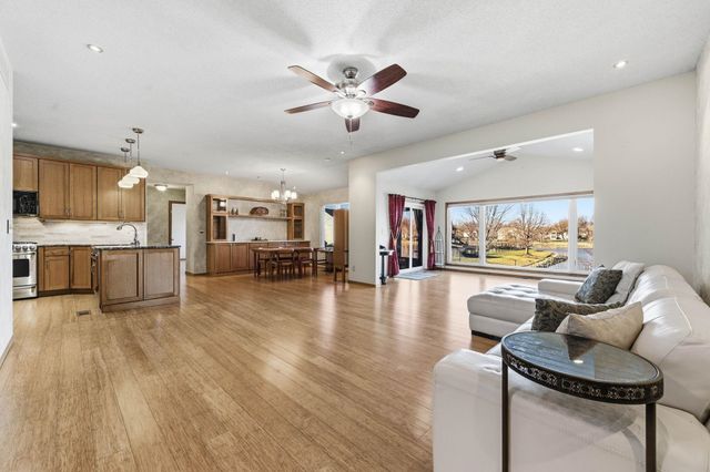 2637 N Shefford St, Wichita, KS 67205