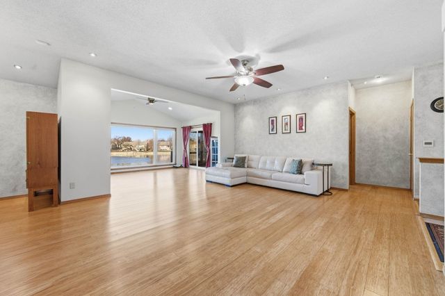 2637 N Shefford St, Wichita, KS 67205