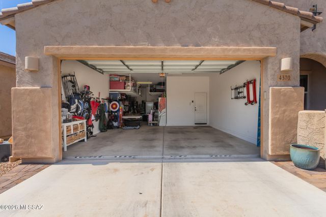 4370 W Summit Ranch Place, Marana, AZ 85658