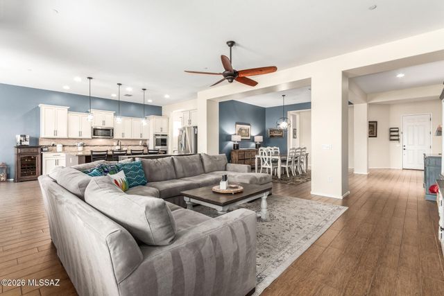 4370 W Summit Ranch Place, Marana, AZ 85658