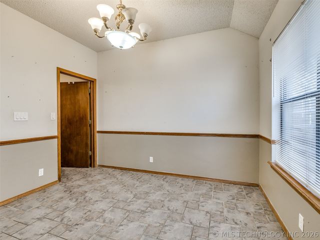 13761 S Nyssa Court, Glenpool, OK 74033