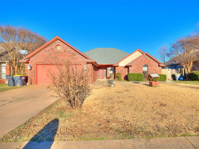 13761 S Nyssa Court, Glenpool, OK 74033