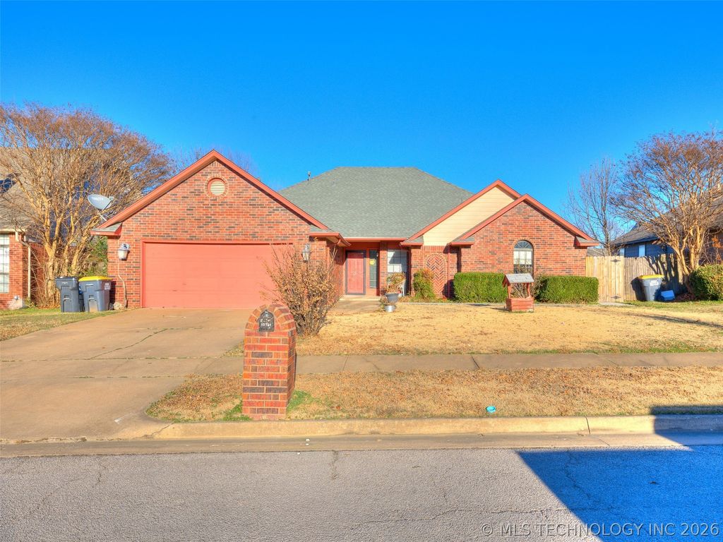 13761 S Nyssa Court, Glenpool, OK 74033