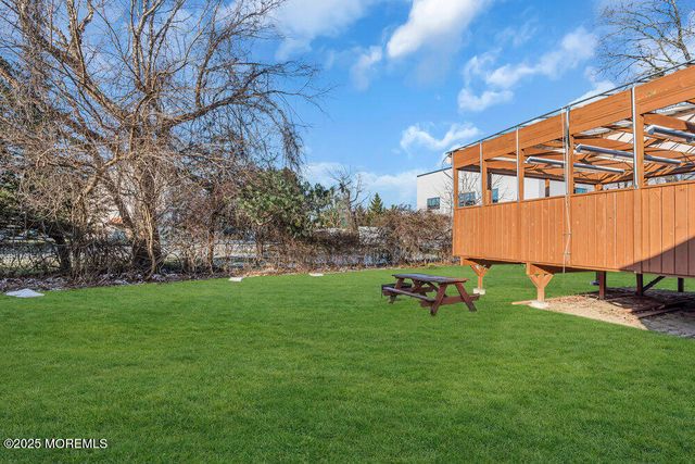 936 Somerset Avenue, Lakewood, NJ 08701