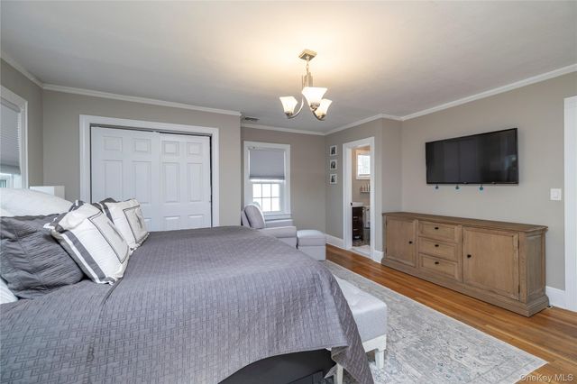 129 Southard Avenue, Rockville Centre, NY 11570