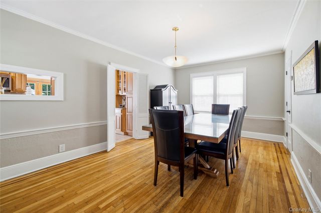129 Southard Avenue, Rockville Centre, NY 11570