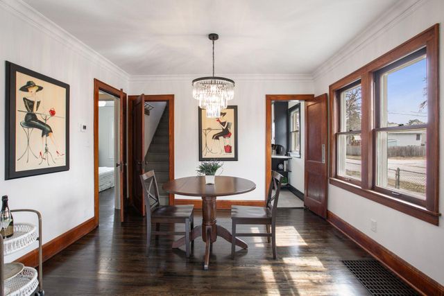 4100 Queen Avenue N, Minneapolis, MN 55412