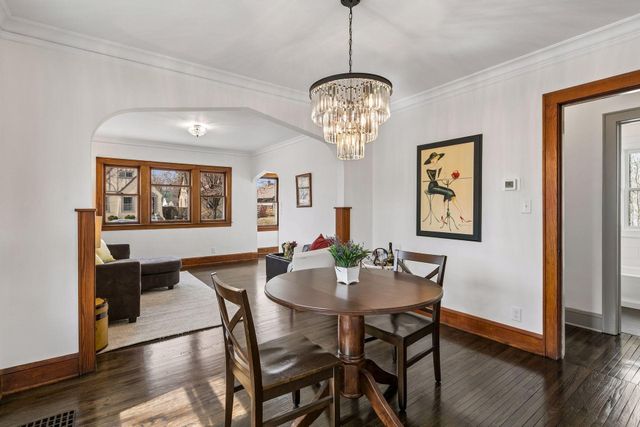 4100 Queen Avenue N, Minneapolis, MN 55412