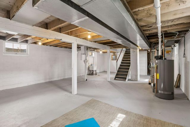 4100 Queen Avenue N, Minneapolis, MN 55412