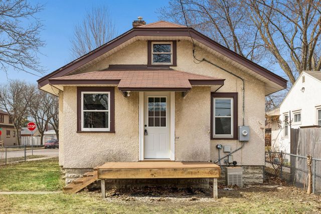 4100 Queen Avenue N, Minneapolis, MN 55412