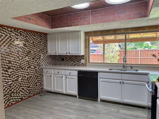 3434 Crossbow Lane, Garland, TX 75044