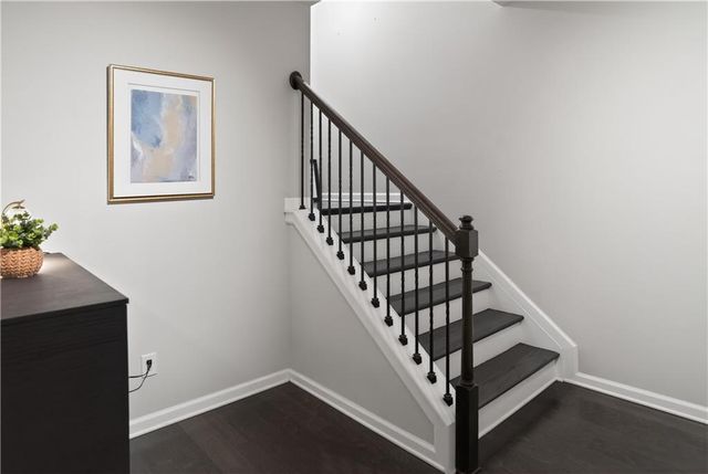 540 Suwanee Pass Ln, Suwanee, GA 30024