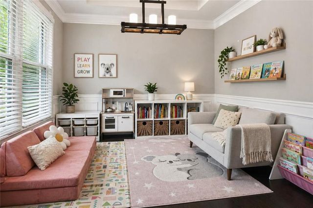540 Suwanee Pass Ln, Suwanee, GA 30024