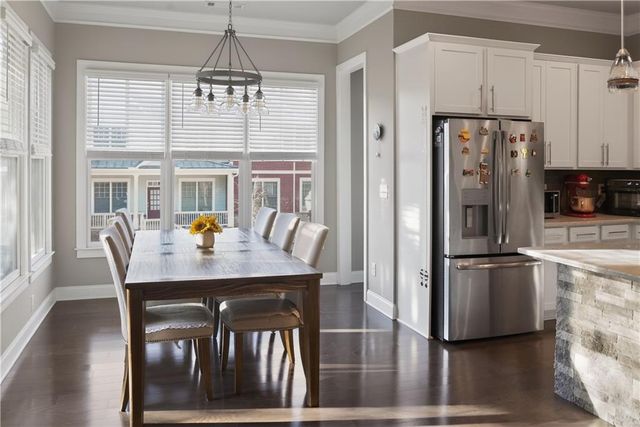 540 Suwanee Pass Ln, Suwanee, GA 30024