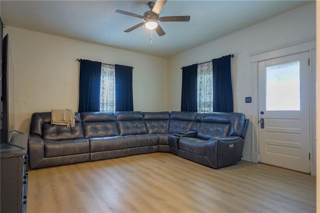 100 W Hortense Street, Orrick, MO 64077