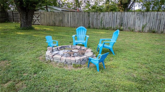100 W Hortense Street, Orrick, MO 64077
