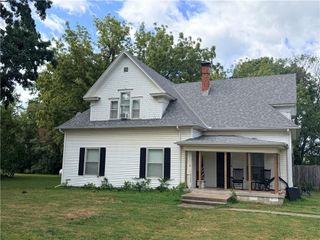 100 W Hortense Street, Orrick, MO 64077