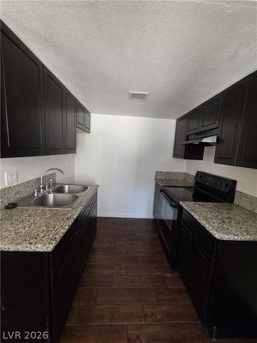 2626 Lynnwood Street 2, Las Vegas, NV 89109