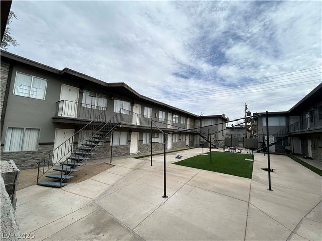 2626 Lynnwood Street 2, Las Vegas, NV 89109