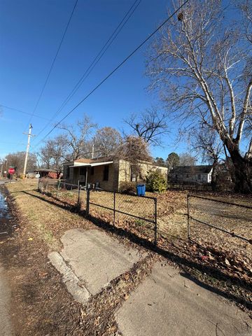 4600 Atkins Street, North Little Rock, AR 72117