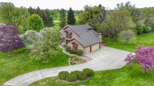 86 LEDGEBROOK DRIVE, Fond Du Lac, WI 54935