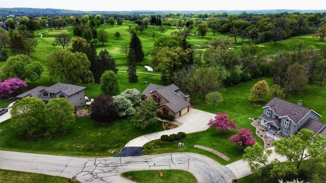 86 LEDGEBROOK DRIVE, Fond Du Lac, WI 54935