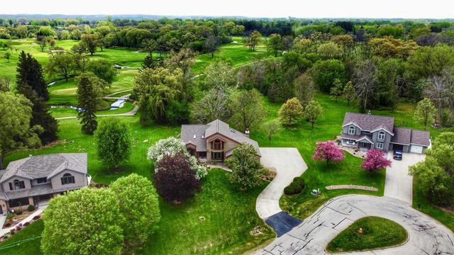 86 LEDGEBROOK DRIVE, Fond Du Lac, WI 54935