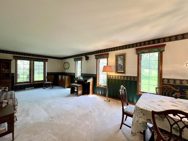 86 LEDGEBROOK DRIVE, Fond Du Lac, WI 54935
