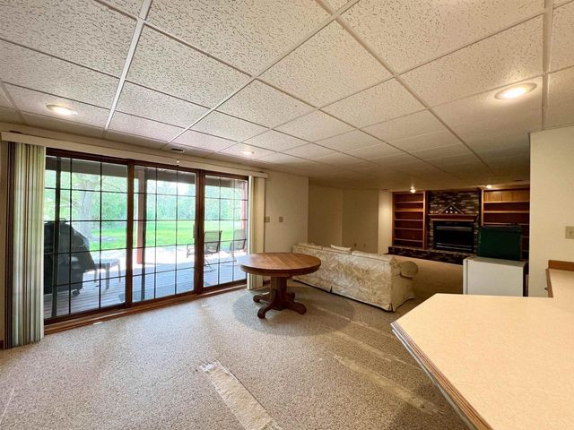 86 LEDGEBROOK DRIVE, Fond Du Lac, WI 54935