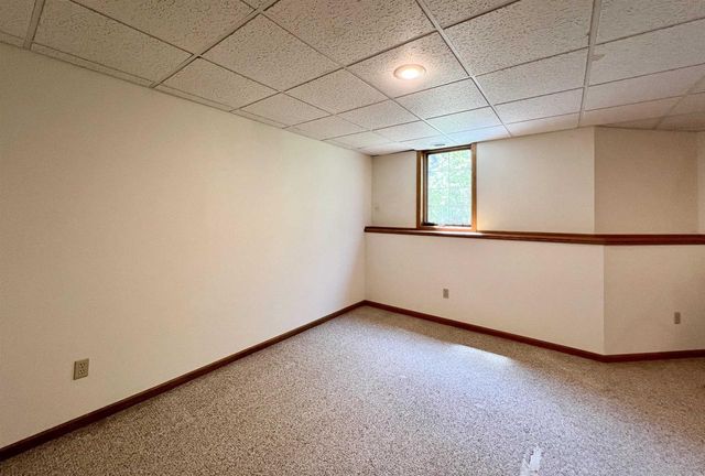 86 LEDGEBROOK DRIVE, Fond Du Lac, WI 54935