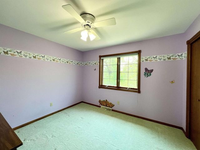 86 LEDGEBROOK DRIVE, Fond Du Lac, WI 54935