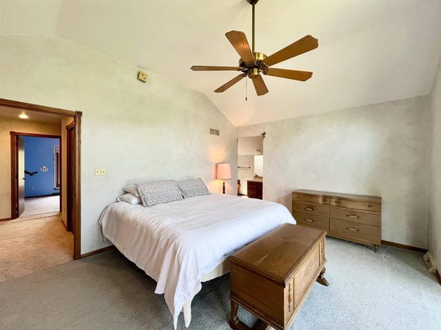 86 LEDGEBROOK DRIVE, Fond Du Lac, WI 54935