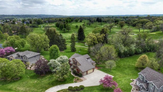 86 LEDGEBROOK DRIVE, Fond Du Lac, WI 54935