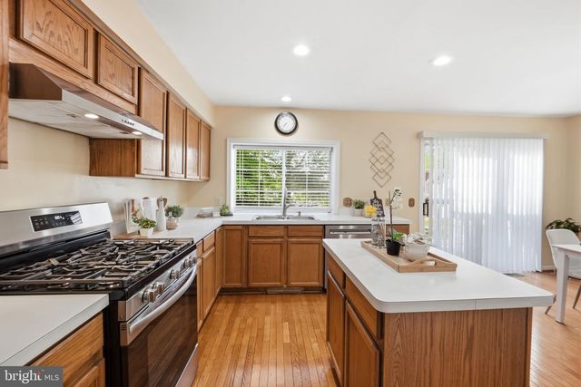 3940 BRICKERT PL, Woodbridge, VA 22192
