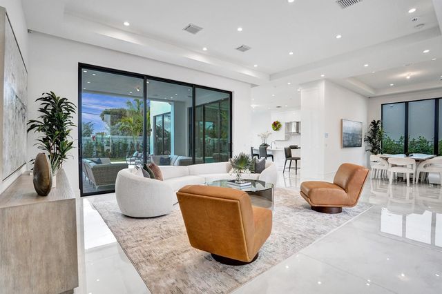 2232 Delray Ridge Lane, Delray Beach, FL 33444