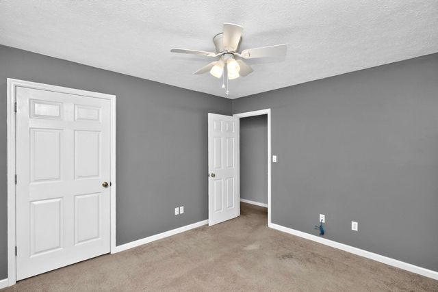 110 Needham Ln, Burns, TN 37029