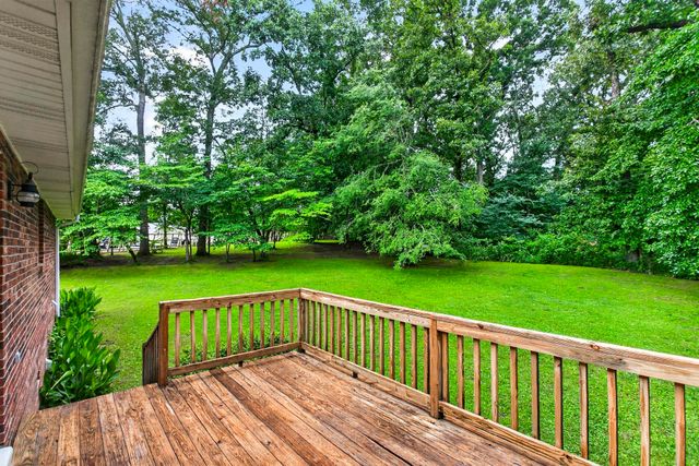 110 Needham Ln, Burns, TN 37029