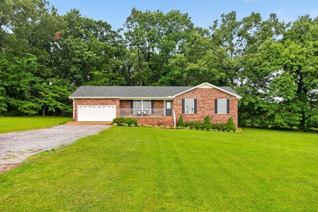 110 Needham Ln, Burns, TN 37029