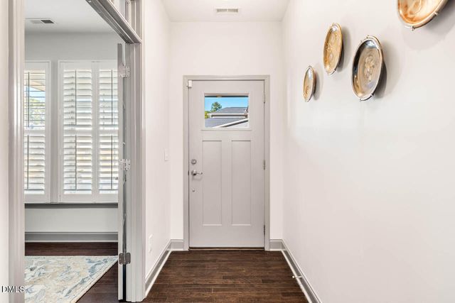 105 Medfield Court, Chapel Hill, NC 27517