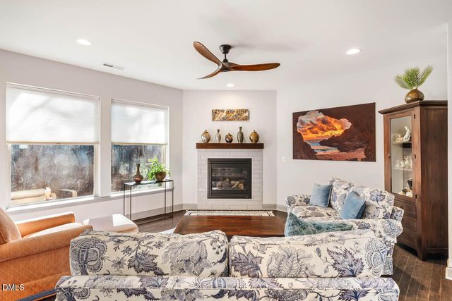 105 Medfield Court, Chapel Hill, NC 27517