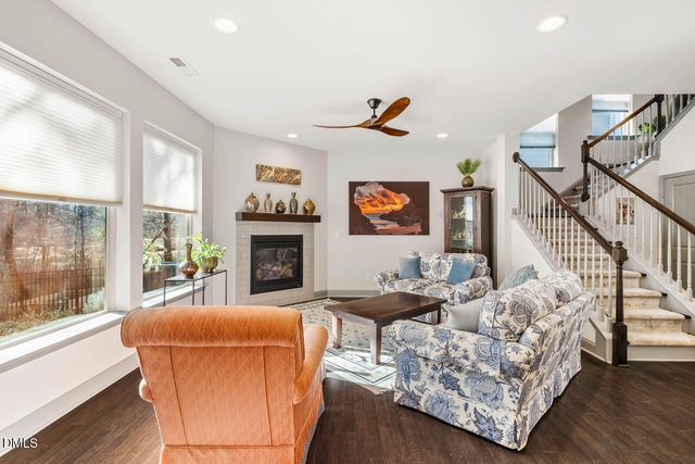 105 Medfield Court, Chapel Hill, NC 27517