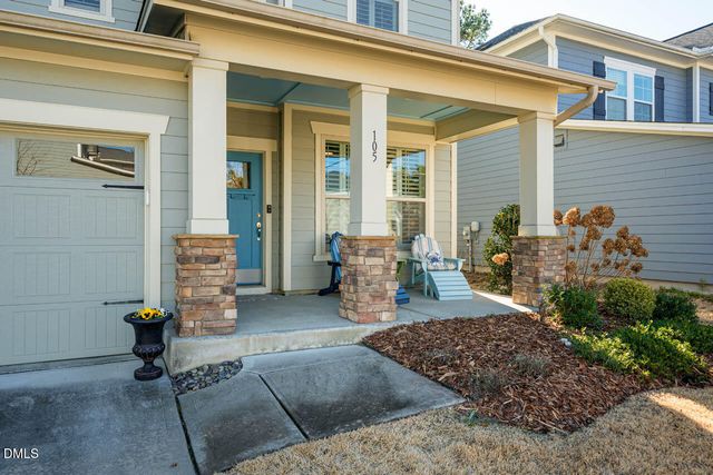 105 Medfield Court, Chapel Hill, NC 27517